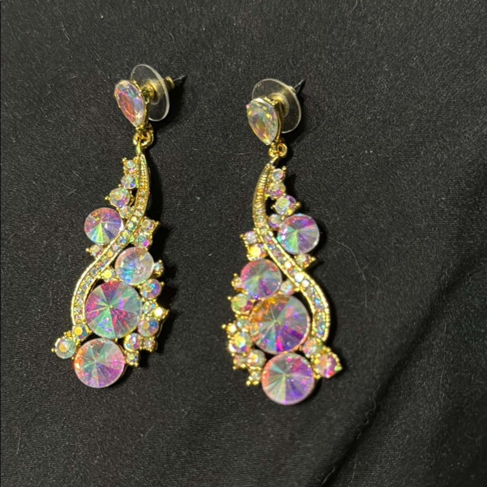 Gold Pageant/ Prom/ Bridal earrings
